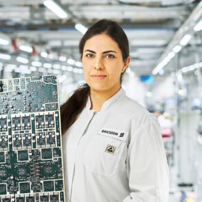 Esin Ören, Ericssoni tarkvarainsener Esin Ören, Ericssoni tarkvarainsener